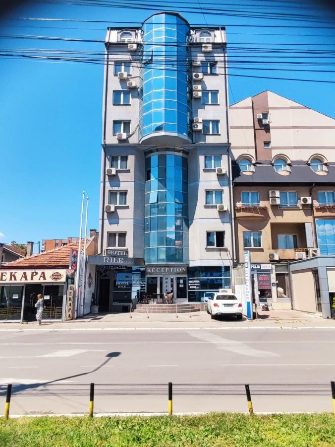 Hotel Rile Men Blue Ni Exteriér fotografie